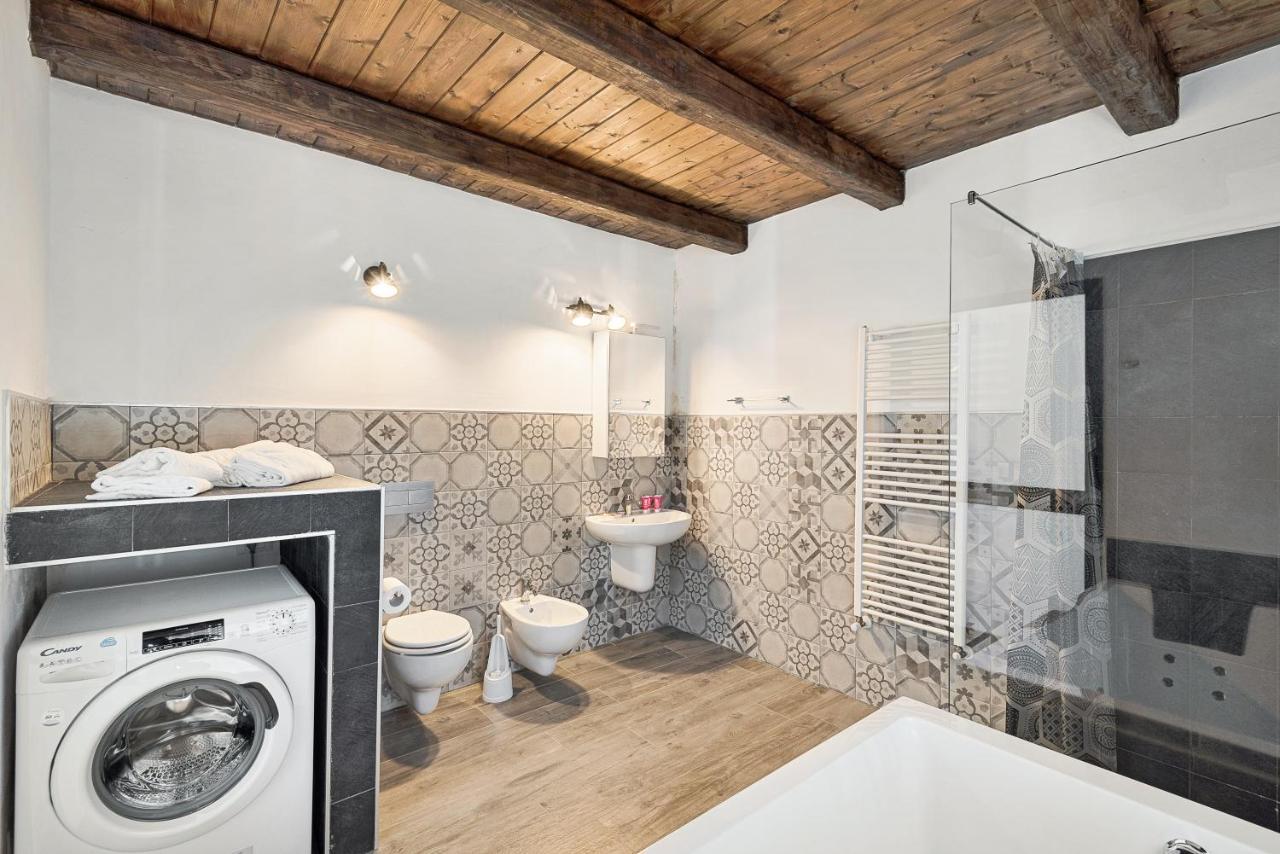 Ippotur Medieval Resort Castelnuovo Magra Bagian luar foto